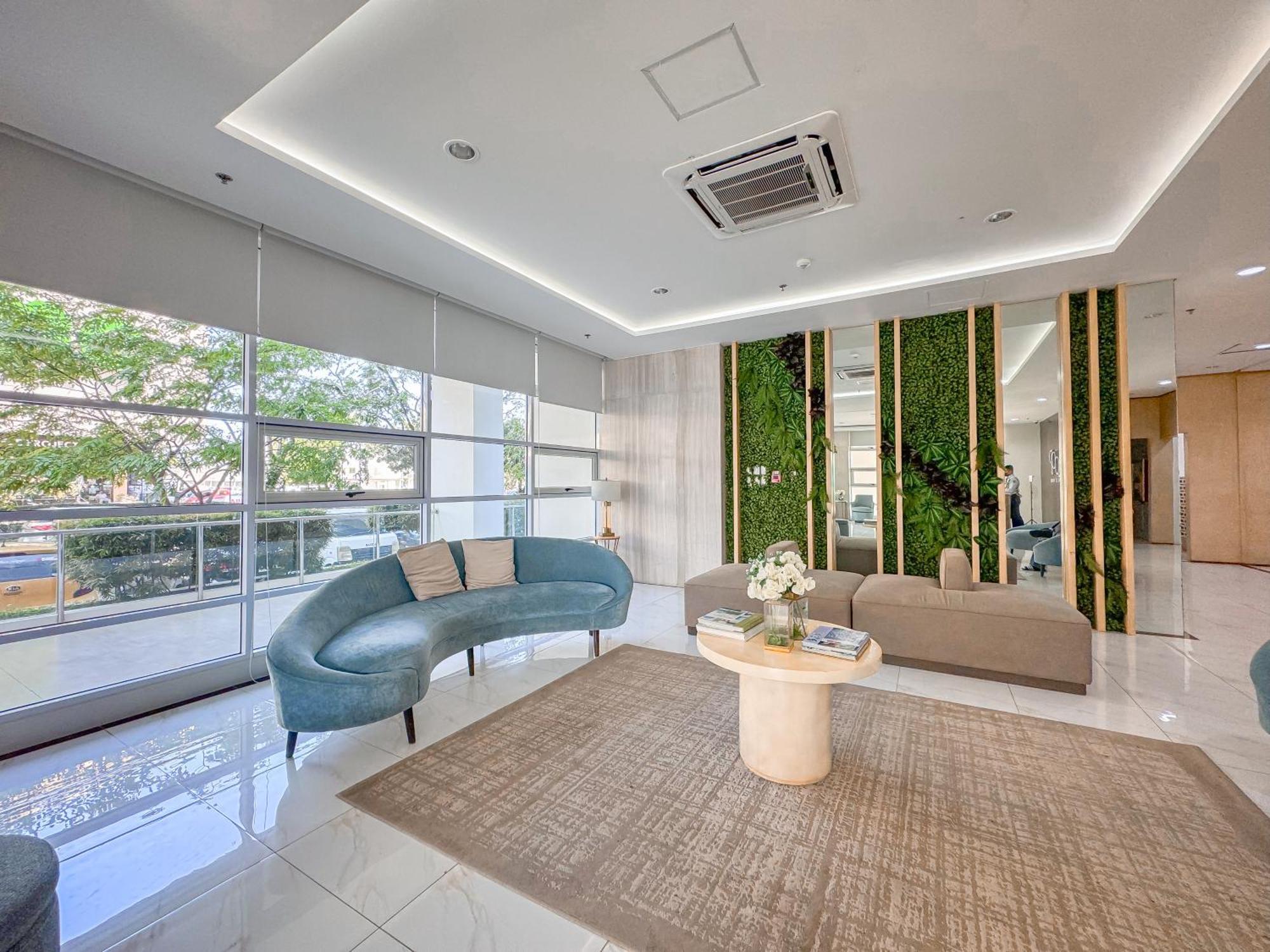 Apartmán The Loop 2Br Fully Furnished Corner Unit W Balcony Cagayan de Oro Exteriér fotografie