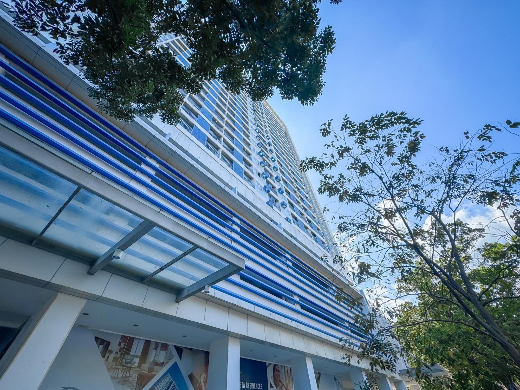 Apartmán The Loop 2Br Fully Furnished Corner Unit W Balcony Cagayan de Oro Exteriér fotografie
